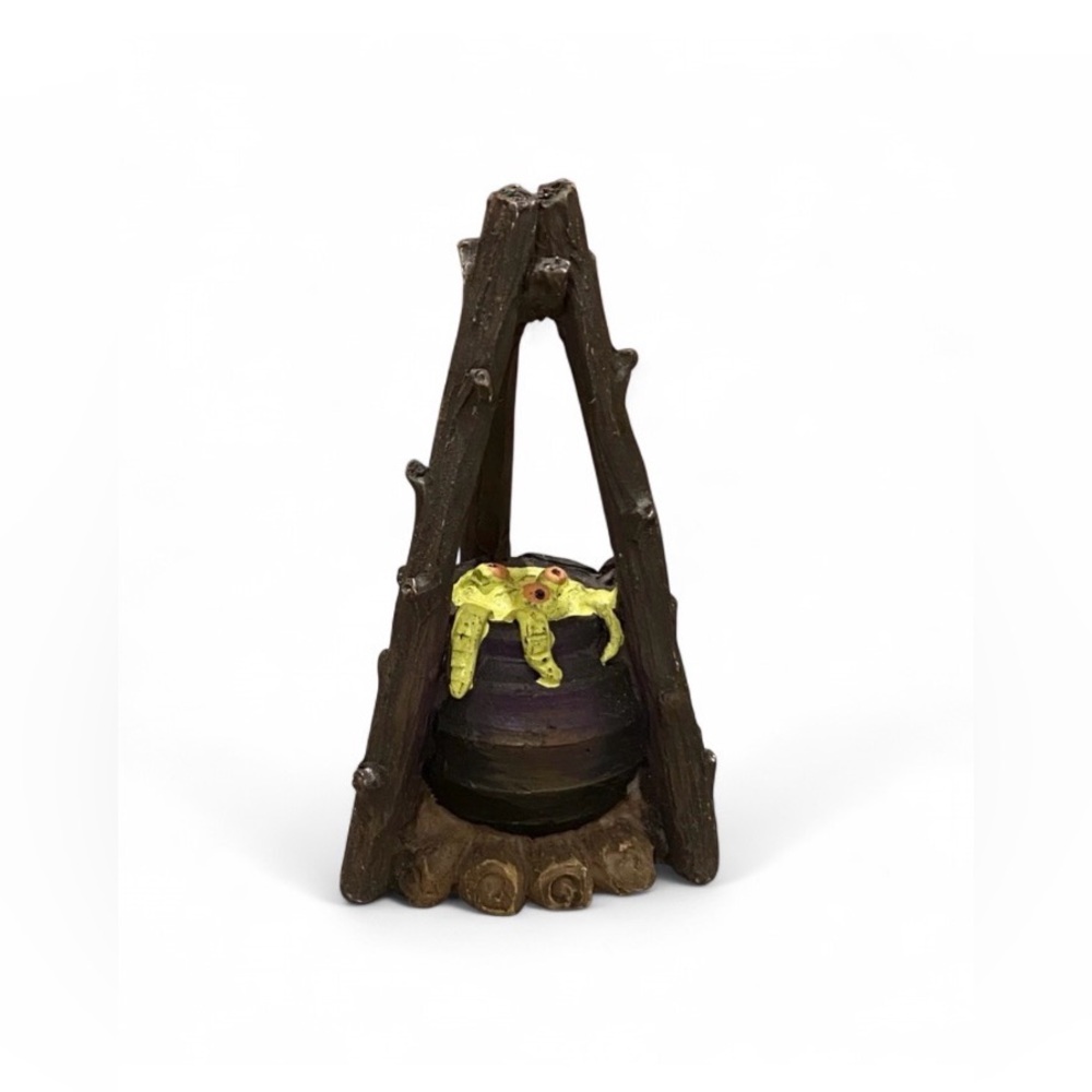 2021 Ashland Cauldron with Logs Halloween Tiny Treasures